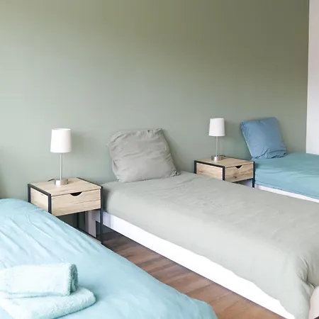 Jolie Maison Renovee Proche Centre 9 Personnes Casa de Férias *