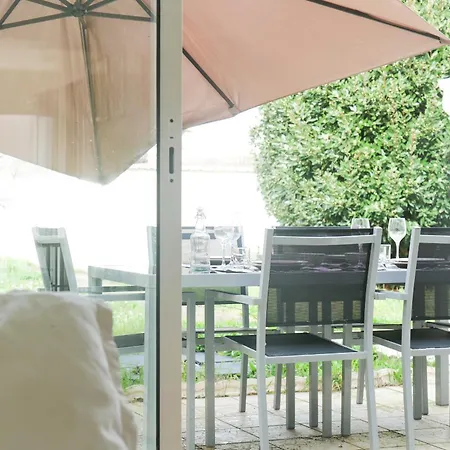 Jolie Maison Renovee Proche Centre 9 Personnes Casa de Férias *