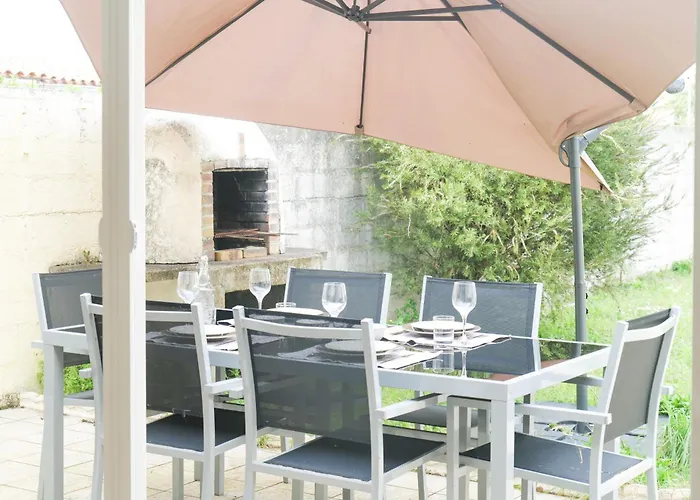 Jolie Maison Renovee Proche Centre 9 Personnes 度假居 莱萨布勒-多洛讷