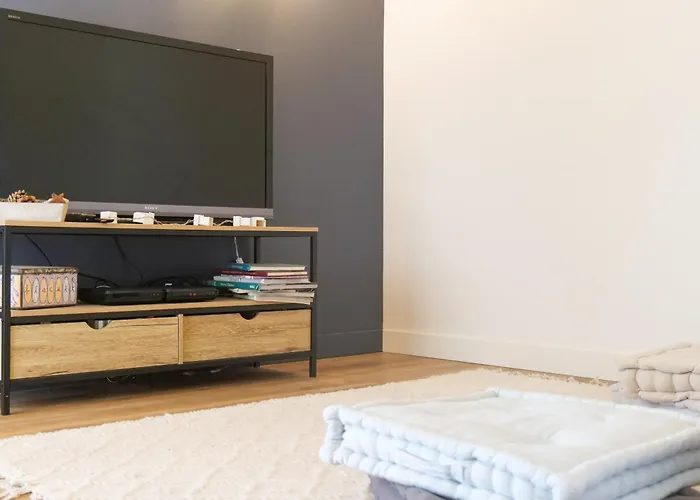 度假居 Jolie Maison Renovee Proche Centre 9 Personnes 莱萨布勒-多洛讷